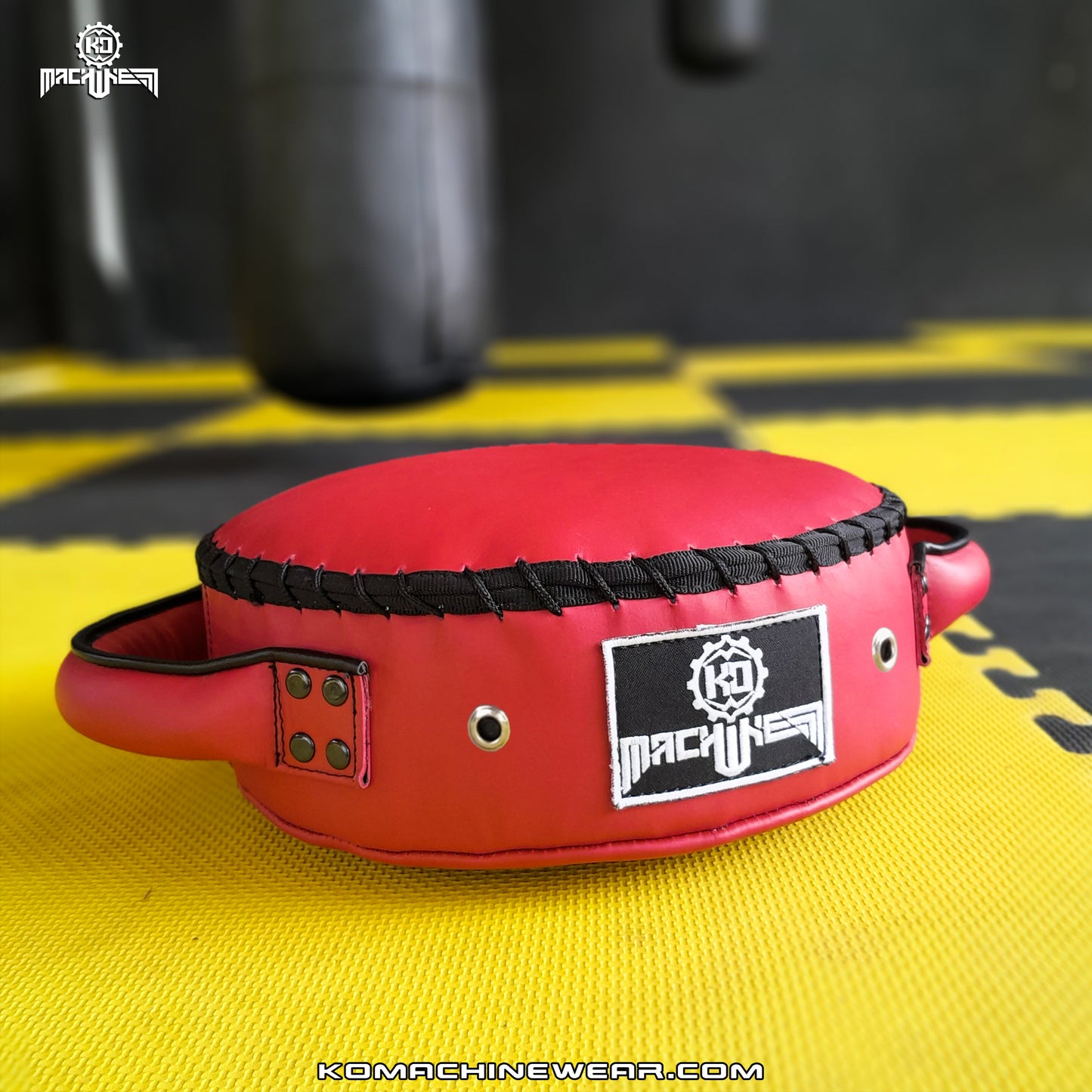 Muay Thai Punch Shield Ko Machine Gear Red Leather