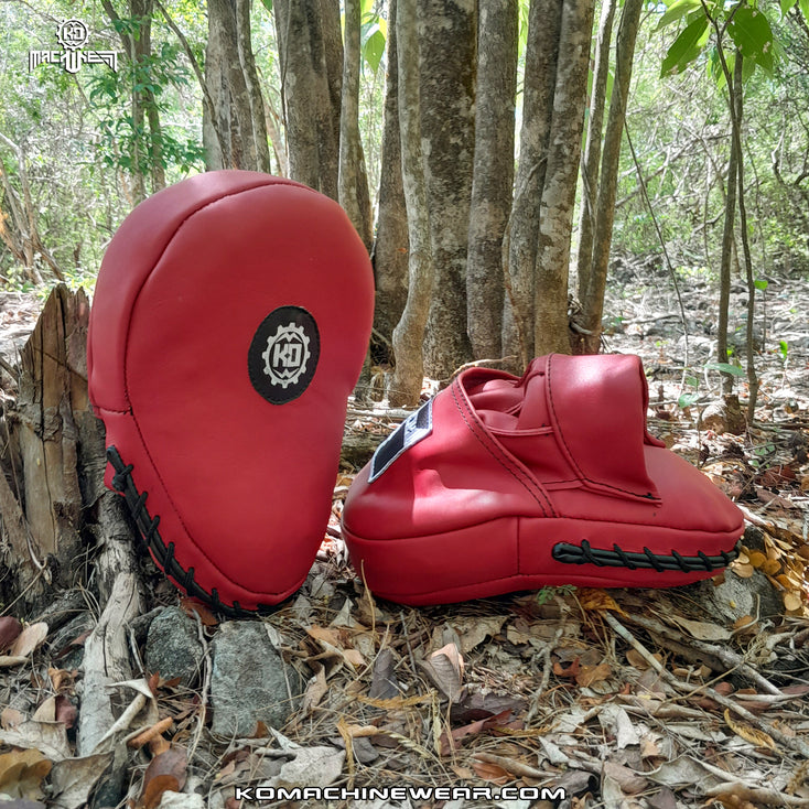 Muay Thai Curved Focus Mitts Ko Machine Gear Red Leather nature
